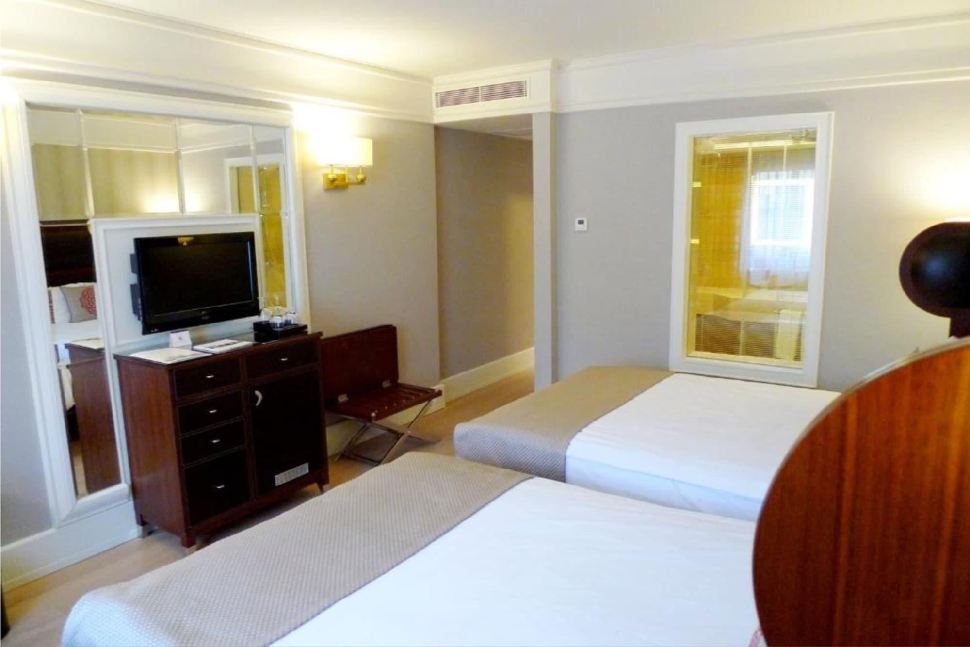 Titanic Comfort Sisli Истанбул Екстериор снимка