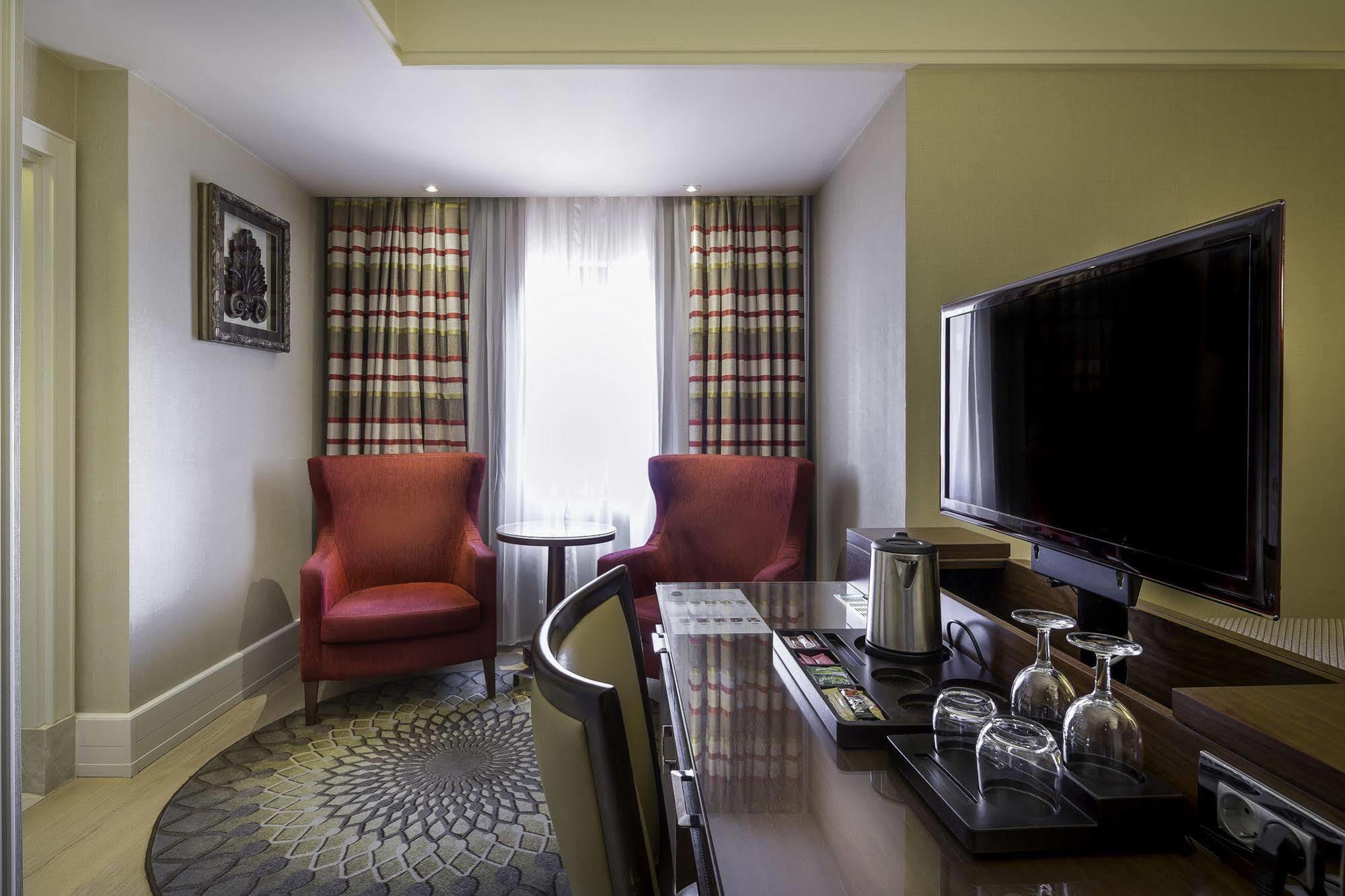 Titanic Comfort Sisli Истанбул Екстериор снимка